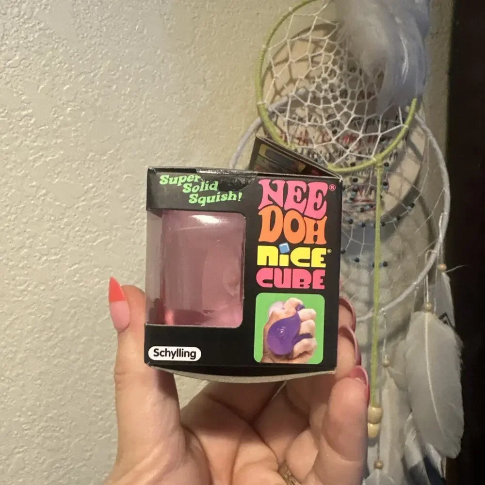 Needoh Nice Cube New In Box. Squishy Fun In Pink! Viral Squish Factory Sealed!!